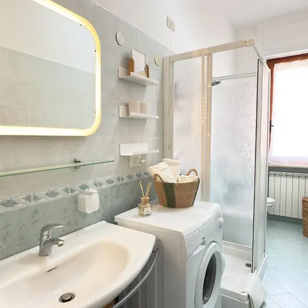 250 Mt Dal Mare - Relax Con Fresco Balcone Daire