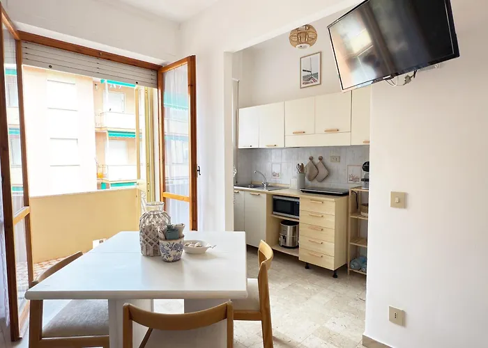 Apartamento 250 Mt Dal Mare - Relax Con Fresco Balcone *