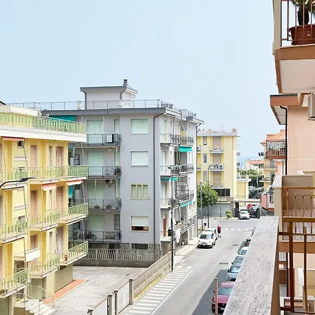 250 Mt Dal Mare - Relax Con Fresco Balcone *