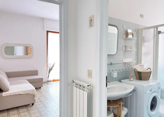 250 Mt Dal Mare - Relax Con Fresco Balcone *